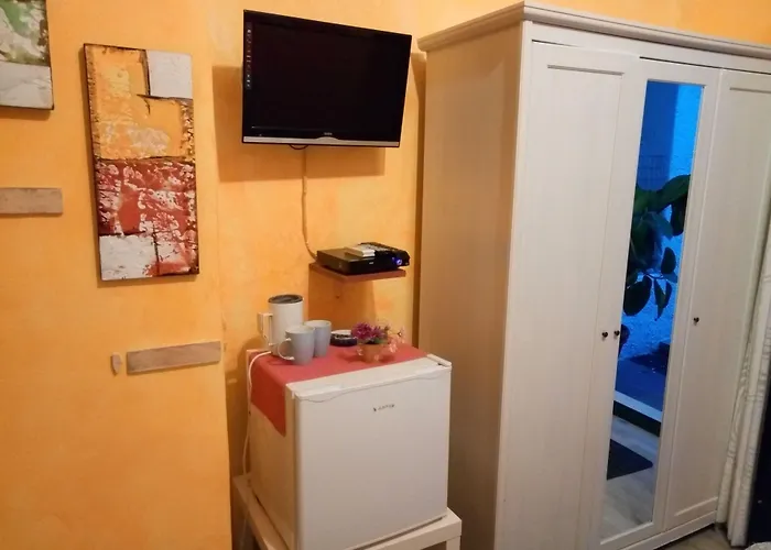 Hotel vicino al College: Hostel Taormina - Homstel