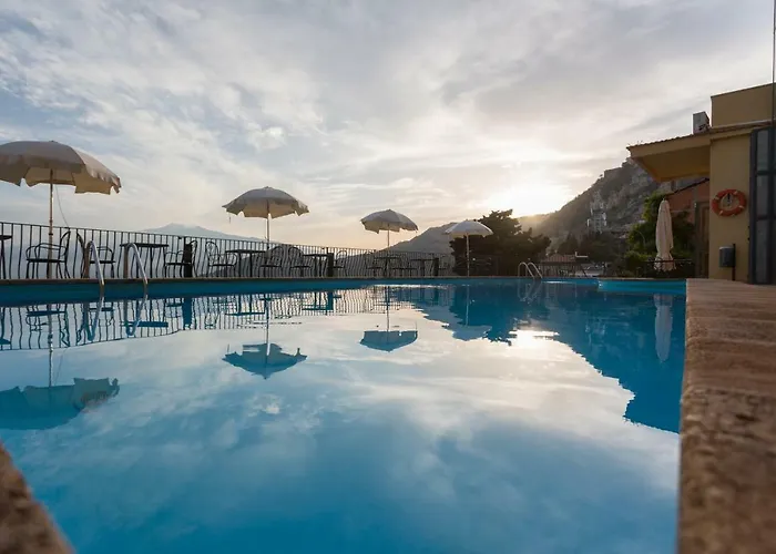 Sole Castello (Adults Only)